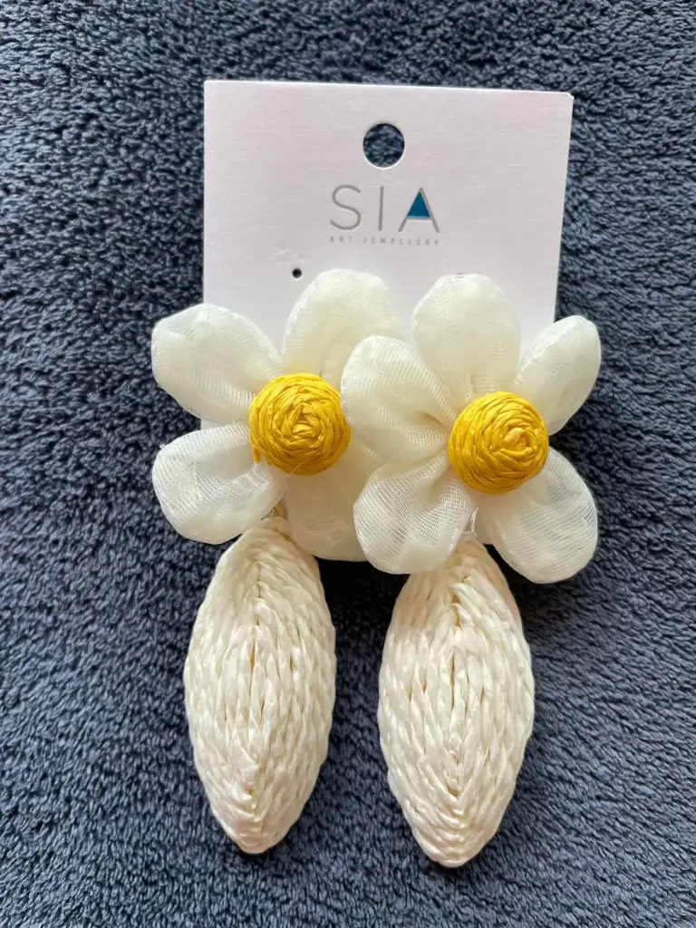 A Cute SunPetal Bloom Earring