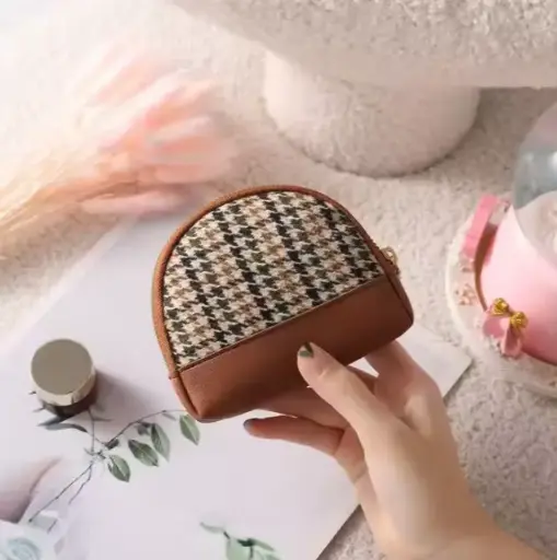 Cute Small Purse (Easy to carry small things like coins, jewelry piece, etc.)
